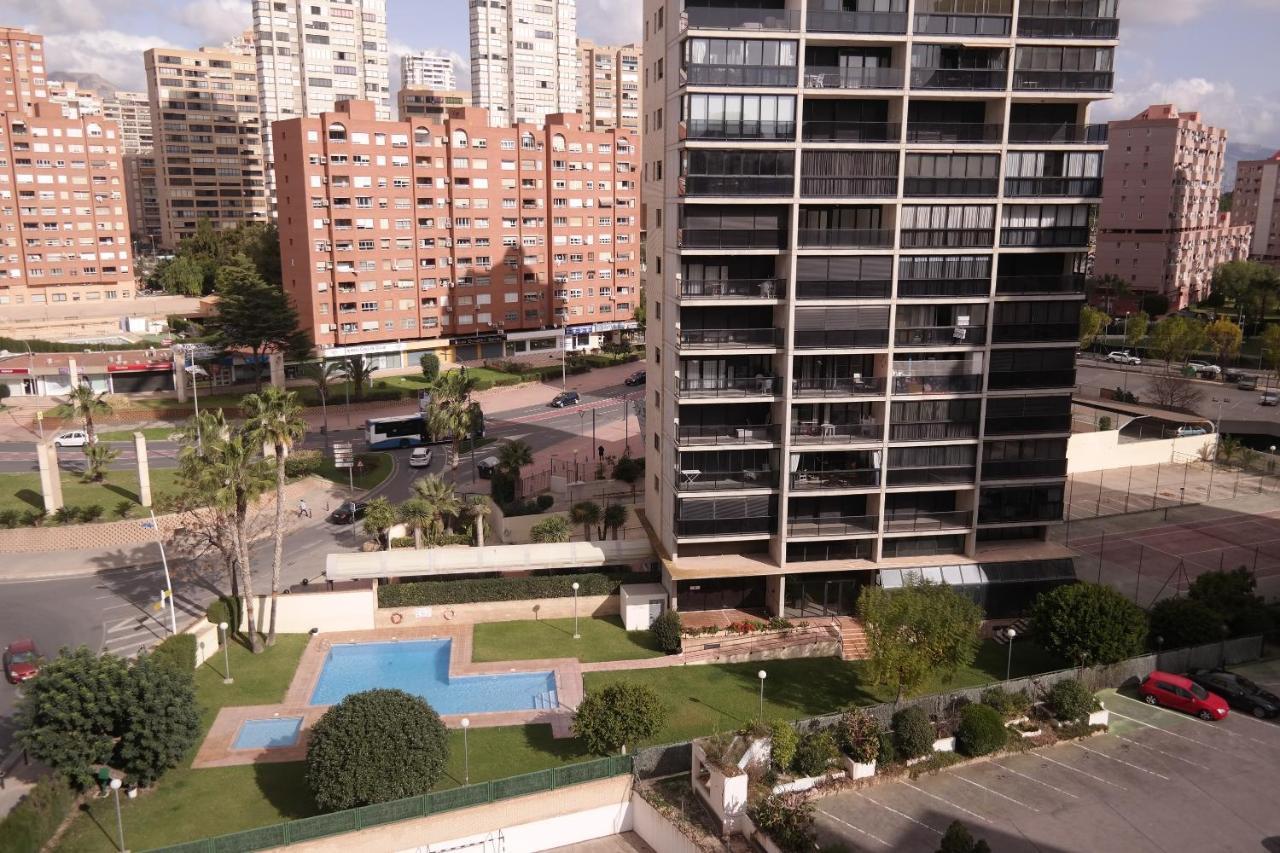 Apartamentos Torre Ipanema ベニドルム エクステリア 写真