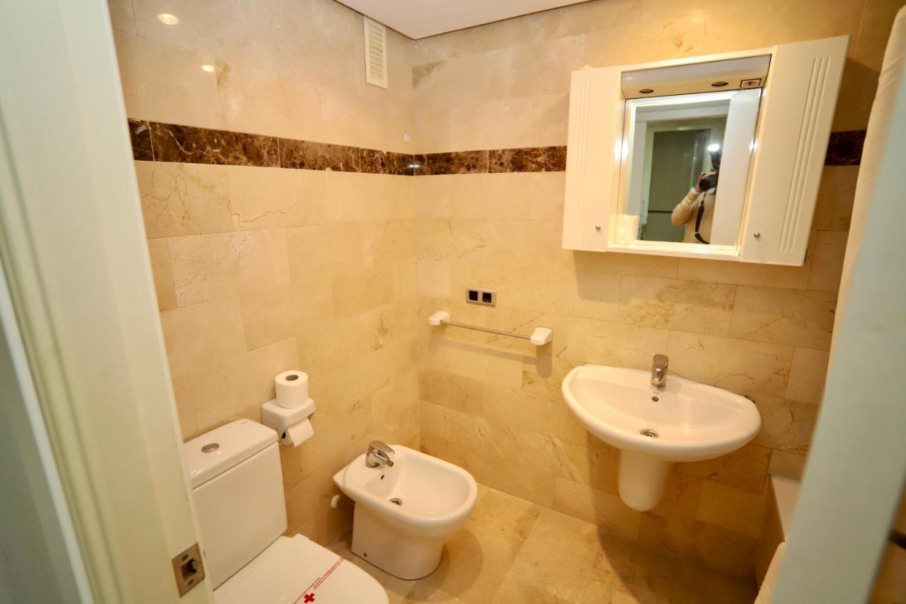 Apartamentos Torre Ipanema ベニドルム エクステリア 写真