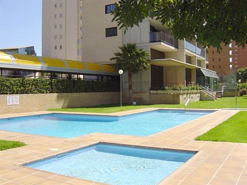Apartamentos Torre Ipanema ベニドルム エクステリア 写真